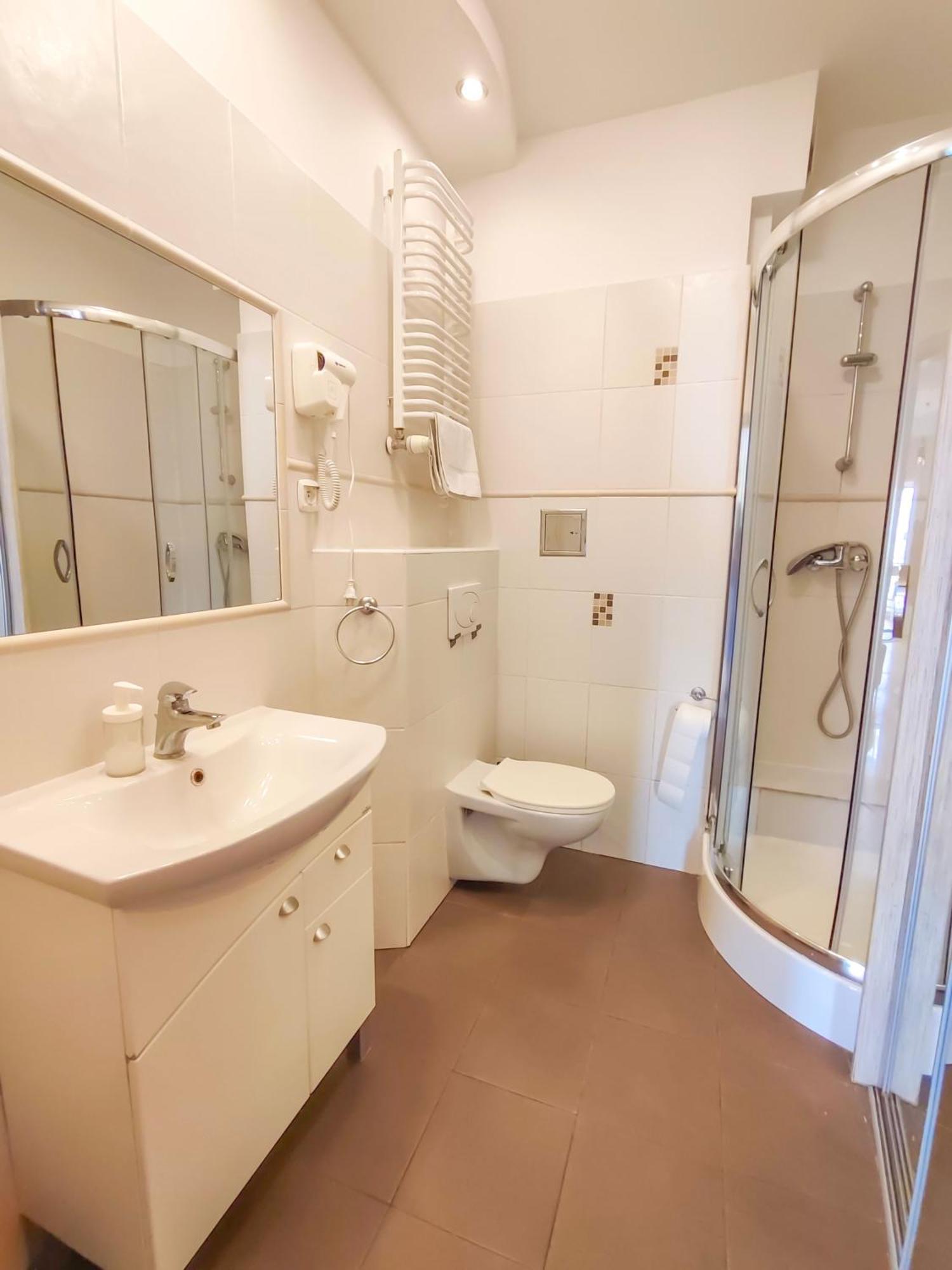 Prywatny Parking Apartament Zacisze By Rentoom Stary Toruń Buitenkant foto