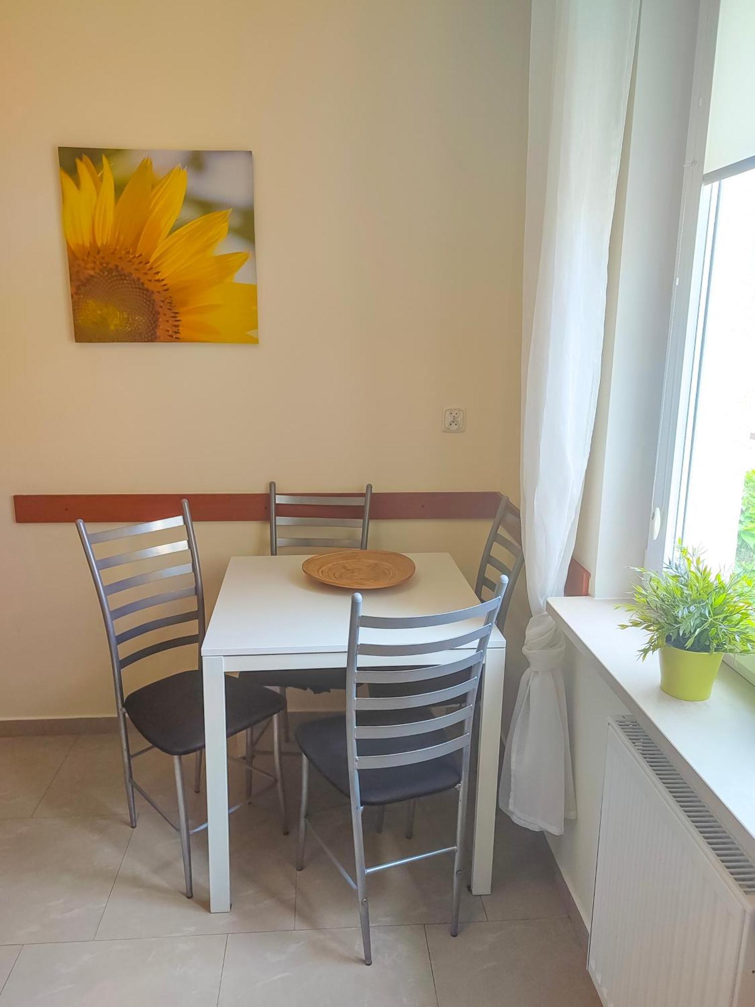 Prywatny Parking Apartament Zacisze By Rentoom Stary Toruń Buitenkant foto